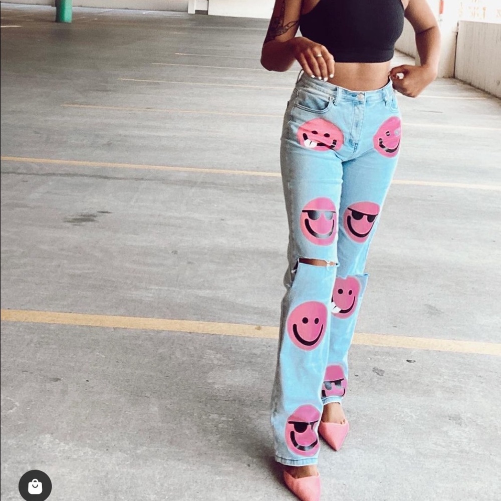 Pink smile emoji jeans
